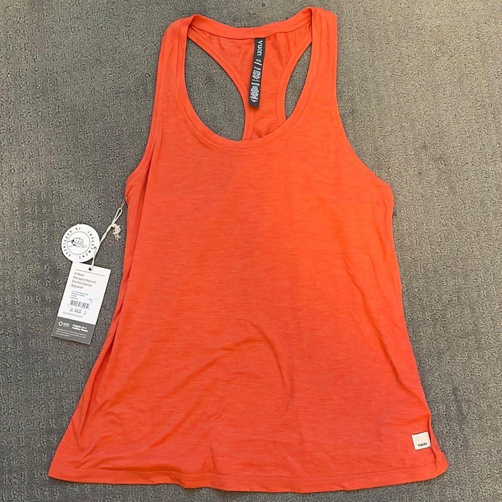 Vuori Lux Performance Tank